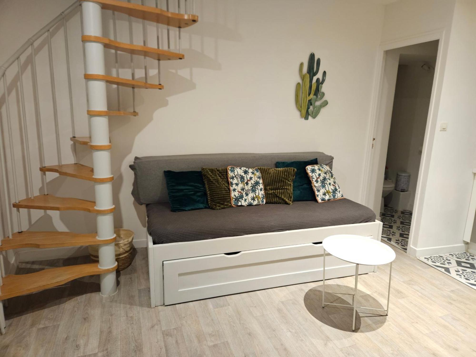 maison de village meublée avec terrasse Donzère Esterno foto